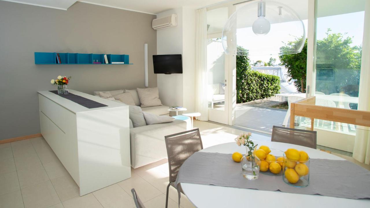 Marina Uno View Apartment Lignano Sabbiadoro Kültér fotó