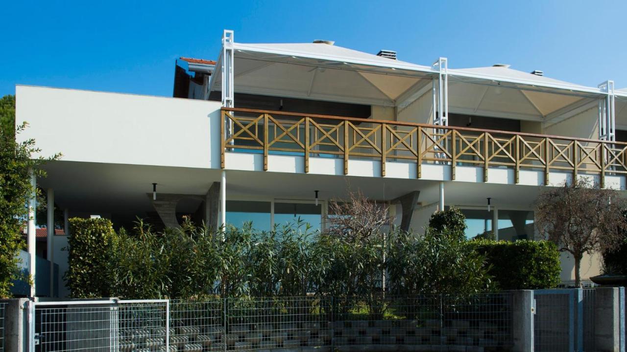Marina Uno View Apartment Lignano Sabbiadoro Kültér fotó
